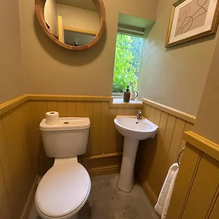 Luxury Wellbeing Barn With Hot Tub & Cold Plunge Dom wakacyjny