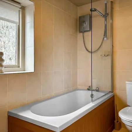 Wellbeing Barn With Hot Tub, Cold Plunge, Pet Friendly *