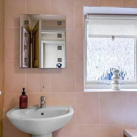 펜션 Wellbeing Barn With Hot Tub, Cold Plunge, Pet Friendly Kilnsey