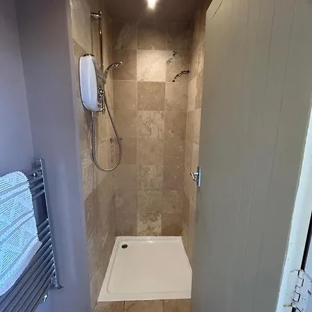 Wellbeing Barn With Hot Tub, Cold Plunge, Pet Friendly 펜션