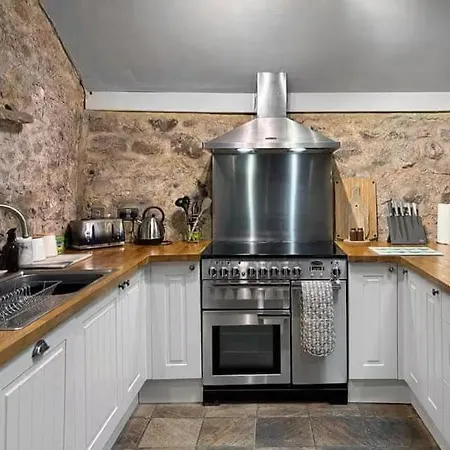 Wellbeing Barn With Hot Tub, Cold Plunge, Pet Friendly *